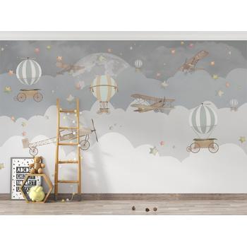 Bulutlar üzerinde Kanatlı Uçaklar Uçan Balonlar Kreş Duvar Kağıdı